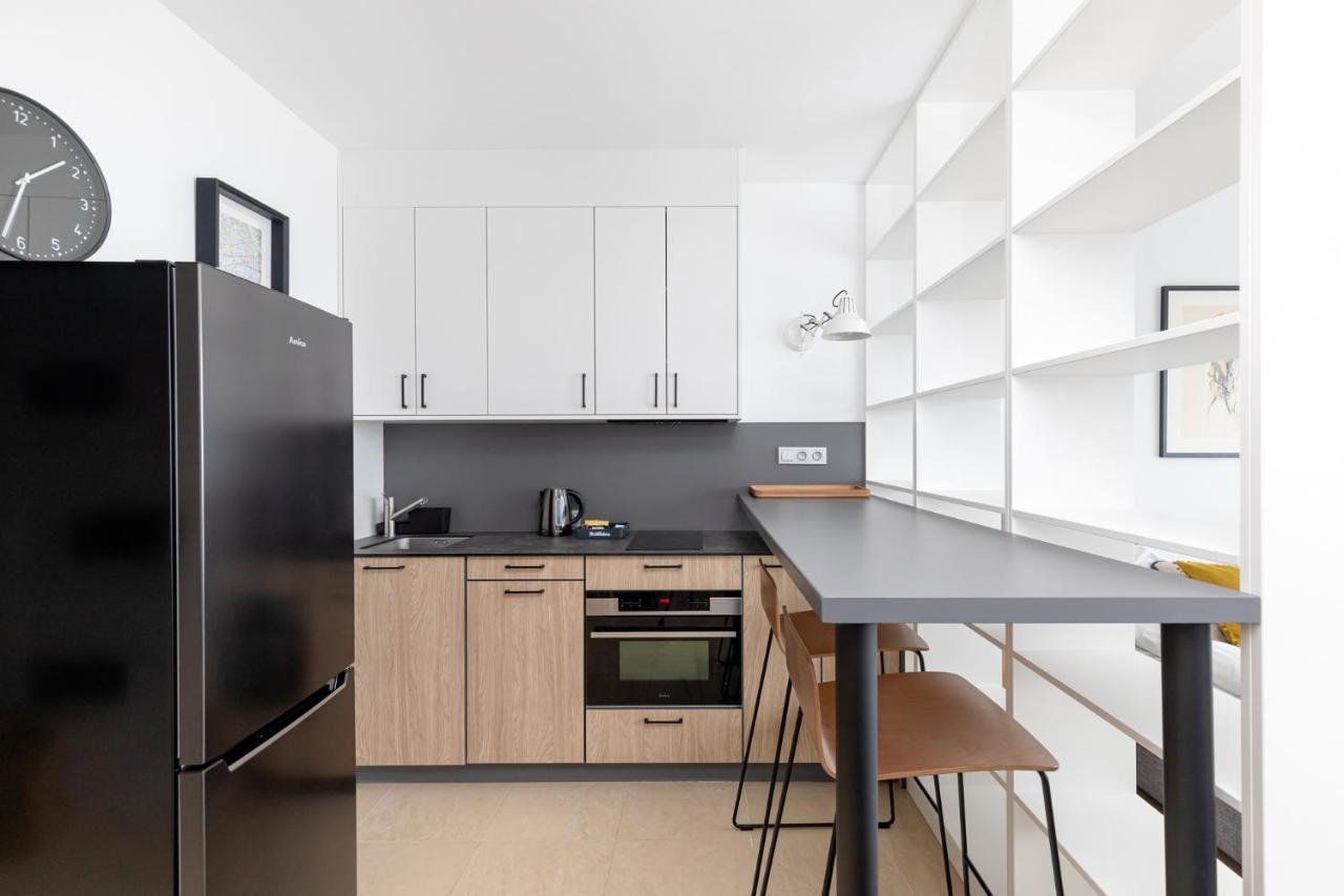 Sierpinskiego 1A - Studio With Balcony & Desk - Remote Work By Noclegi Renters Warschau Exterior foto